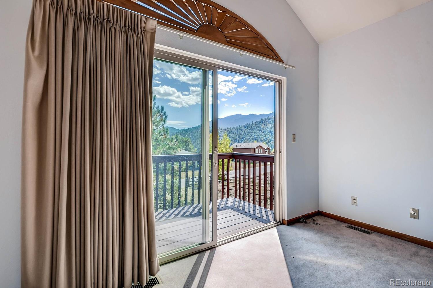 3227 Sun Ridge Lane Evergreen, CO 80439 - Photo 15 of 32