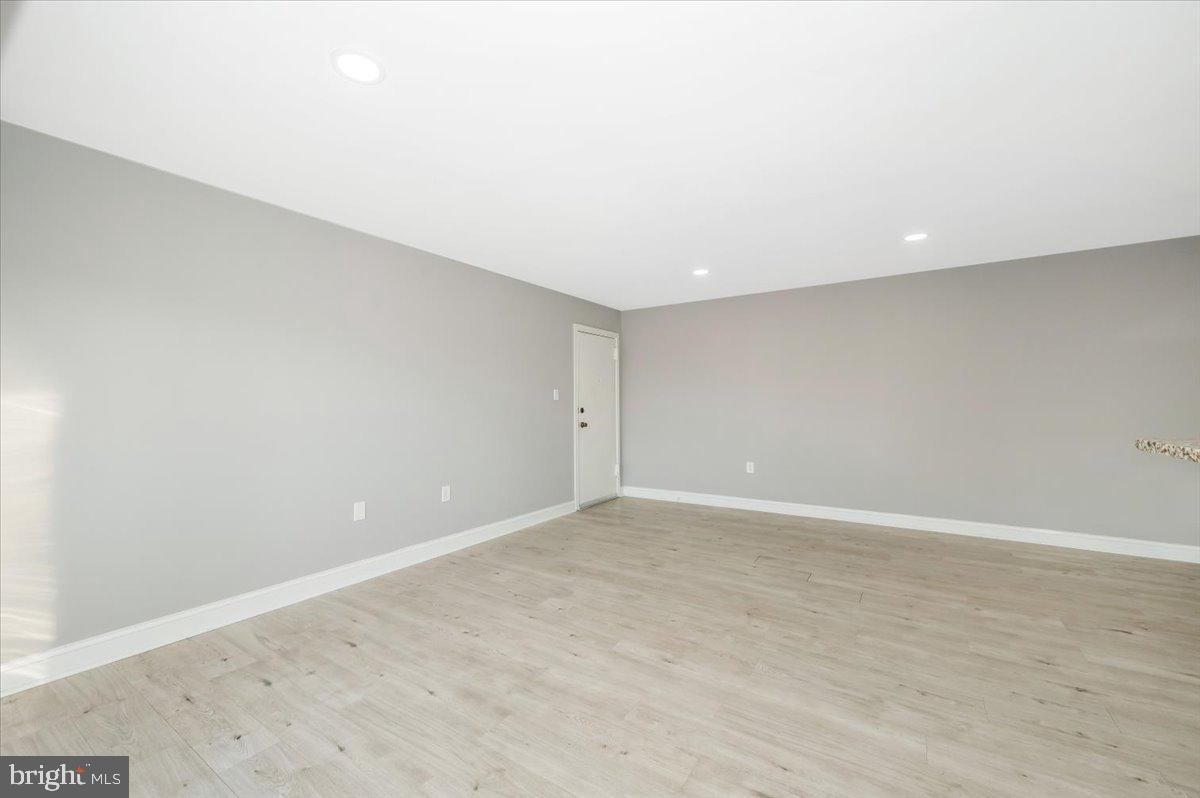 11368 Cherry Hill Road, Unit 1Q204 Beltsville, MD 20705 - Photo 36 of 46 a view of an empty room