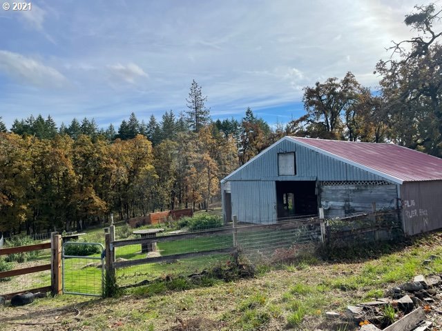 32488 Deberry Road Creswell, OR 97426 - Photo 27 of 30 Gallery Image 27