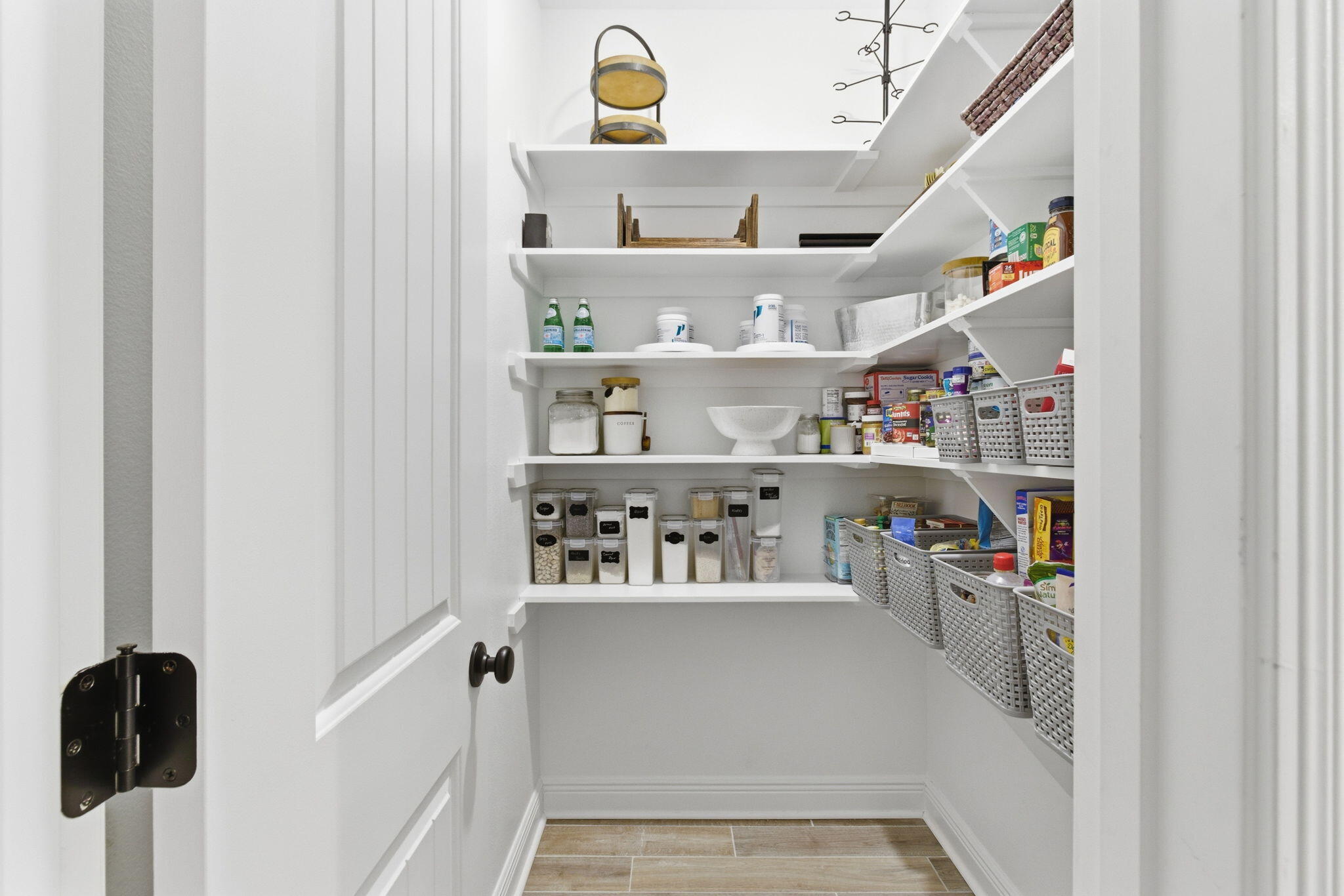 140 Flora Lane Freeport, FL 32439 - Photo 19 of 77 a view of washer and dryer