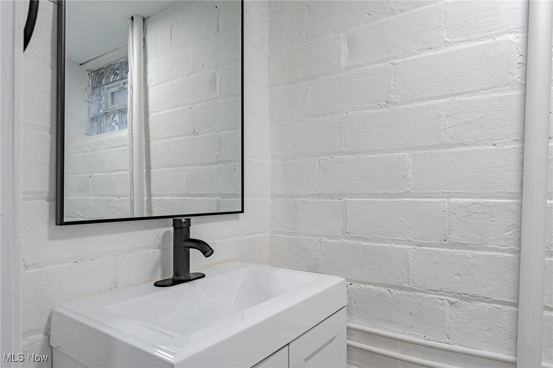 3344 Kildare Road Cleveland, OH 44118 - Photo 28 of 37 Gallery Image 28