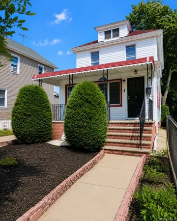 $758,000 | 131-21 223rd Street | Laurelton