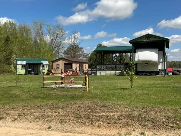 $61,000 | 1976 Lake 4 Road, Gladwin, MI 48624