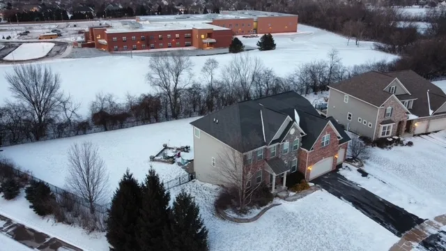 $750,000 | 264 Norway Court, Bartlett, IL 60103