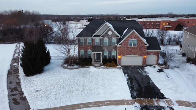 264 Norway Court Bartlett, IL 60103 - Photo 2 of 13