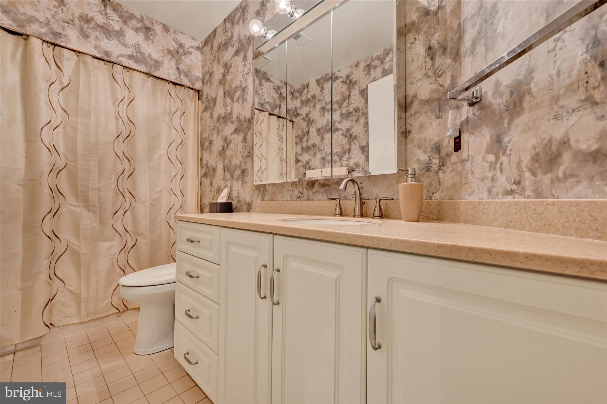 3011 Fallstaff Road, Unit 204A Baltimore, MD 21209 - Photo 20 of 28