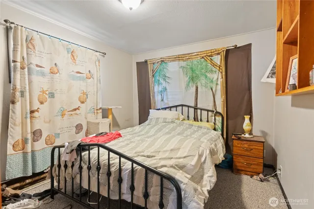 $160,000 | 323 East Grand Coulee Avenue, Grand Coulee, WA 99133