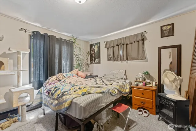 $160,000 | 323 East Grand Coulee Avenue, Grand Coulee, WA 99133