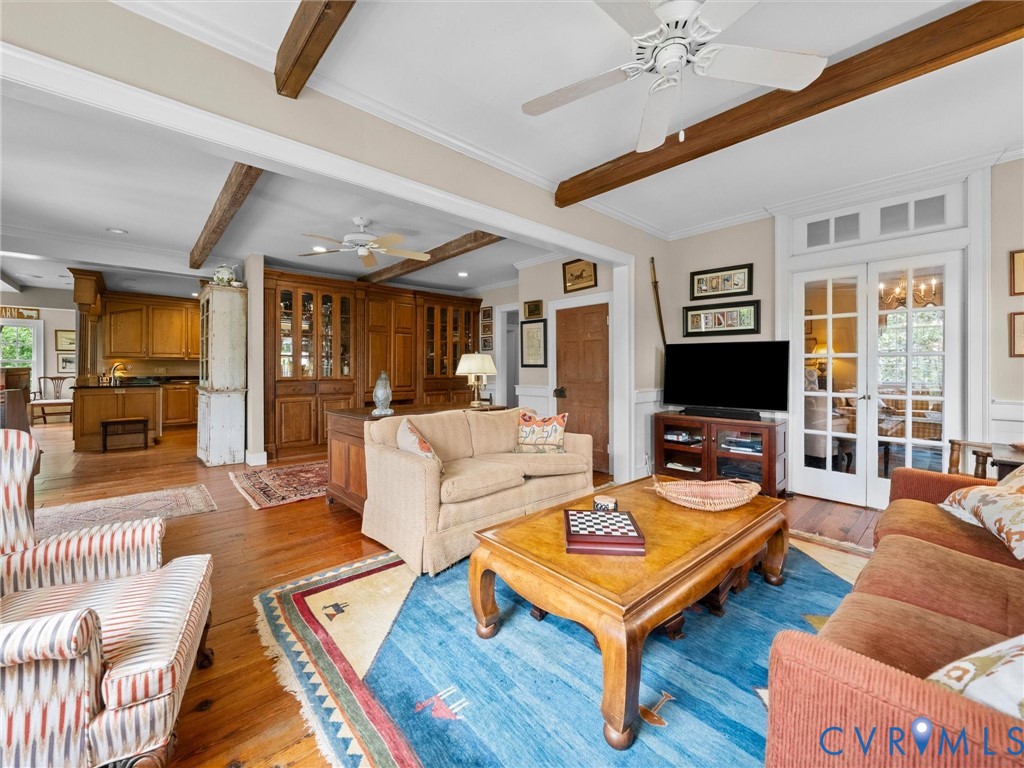 2625 Old Tavern Road Powhatan, VA 23139 - Photo 21 of 100 a living room with furniture flat screen tv and a fireplace