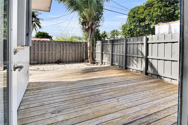 $2,700 | 1211 North Andrews Avenue, Unit 1211, Fort Lauderdale, FL 33311