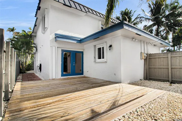 $2,700 | 1211 North Andrews Avenue, Unit 1211, Fort Lauderdale, FL 33311