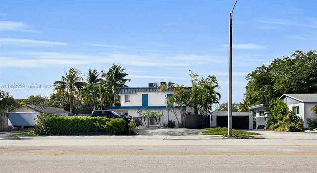 $2,700 | 1211 North Andrews Avenue, Unit 1211, Fort Lauderdale, FL 33311