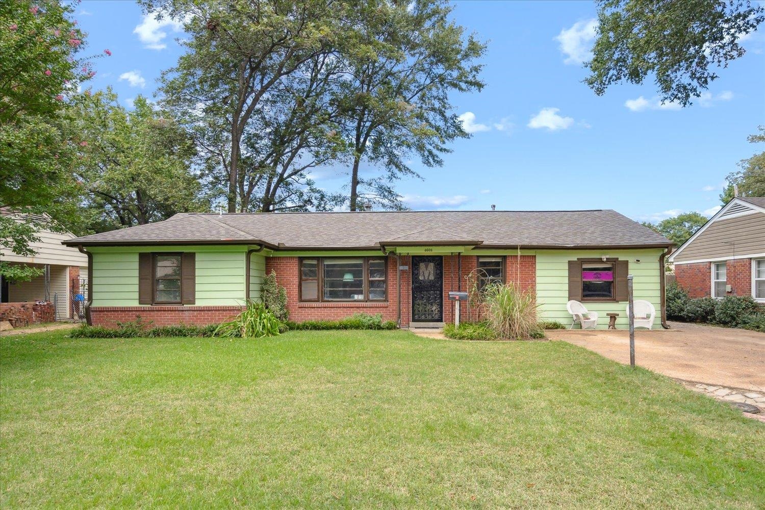 4608 Boyce Road Memphis, TN 38117 - Photo 1 of 30 front view of a house with a yard