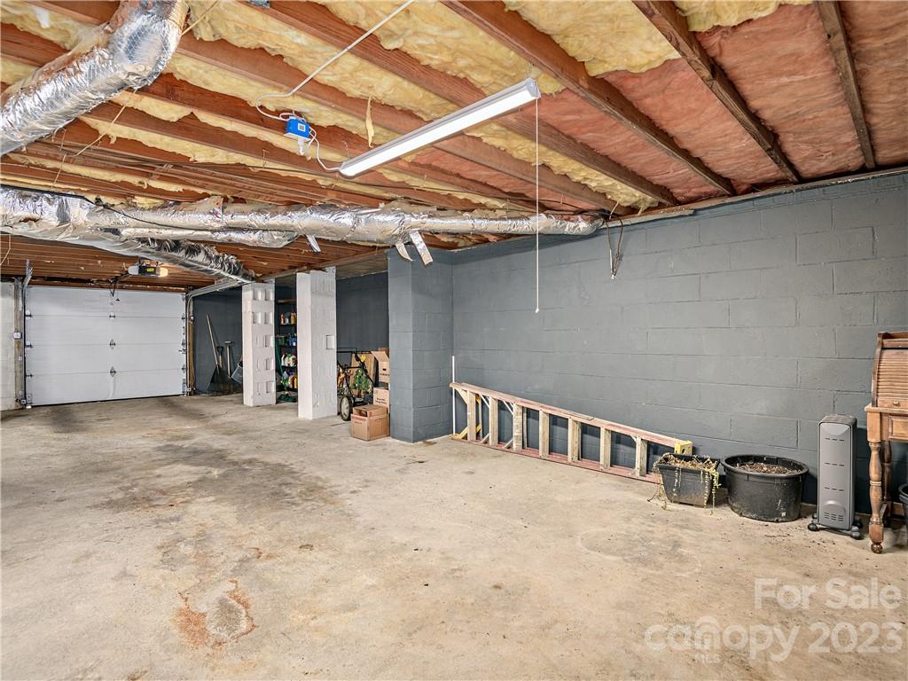 10 North Pershing Road Asheville, NC 28805 - Photo 14 of 18 Gallery Image 14