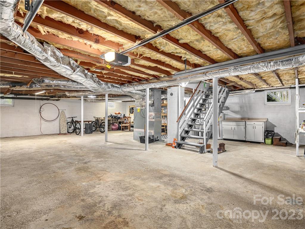10 North Pershing Road Asheville, NC 28805 - Photo 15 of 18 Gallery Image 15