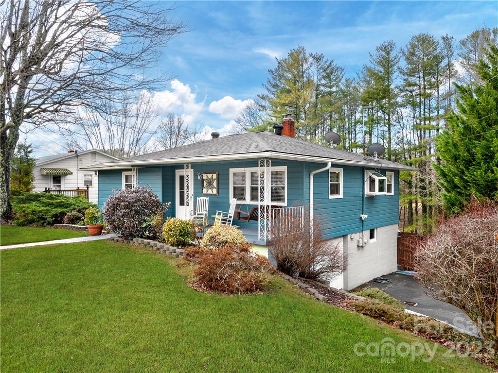10 North Pershing Road Asheville, NC 28805 - Photo 2 of 18 Gallery Image 2