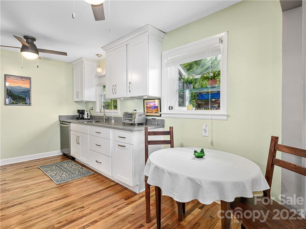 10 North Pershing Road Asheville, NC 28805 - Photo 6 of 18 Gallery Image 6