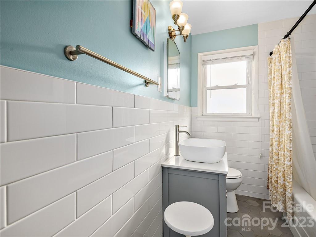10 North Pershing Road Asheville, NC 28805 - Photo 9 of 18 Gallery Image 9