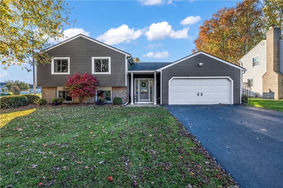 11 Cindy Lane Greece, NY 14626 - Photo 1 of 42