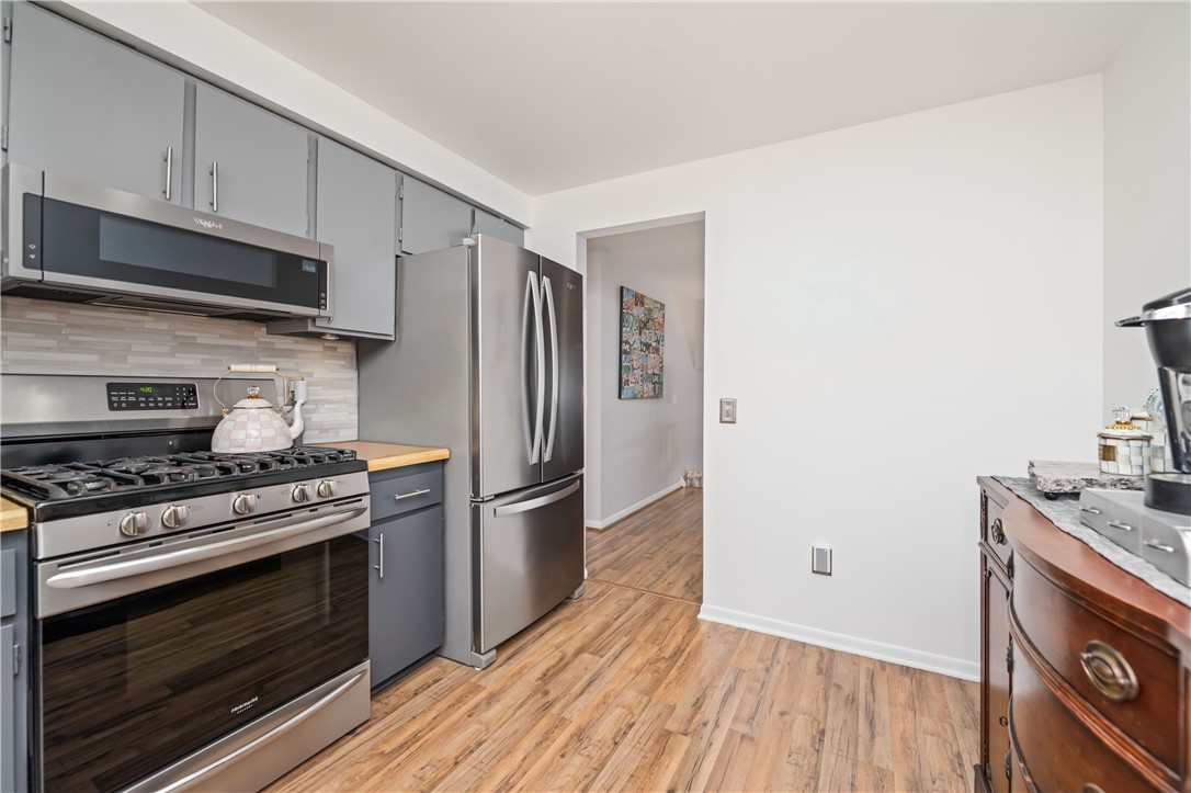 11 Cindy Lane Greece, NY 14626 - Photo 18 of 42