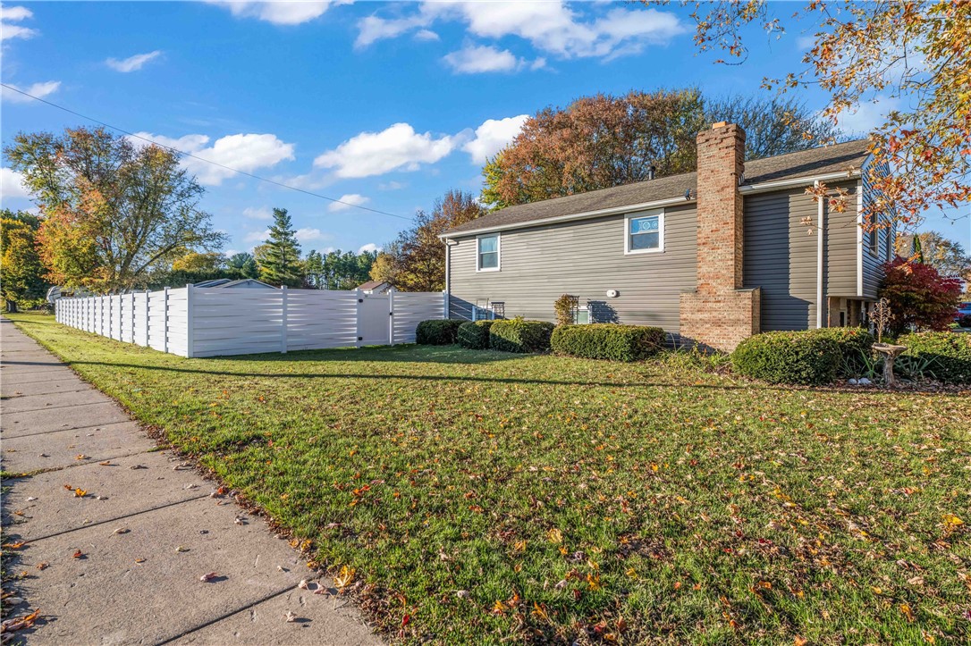 11 Cindy Lane Greece, NY 14626 - Photo 5 of 42