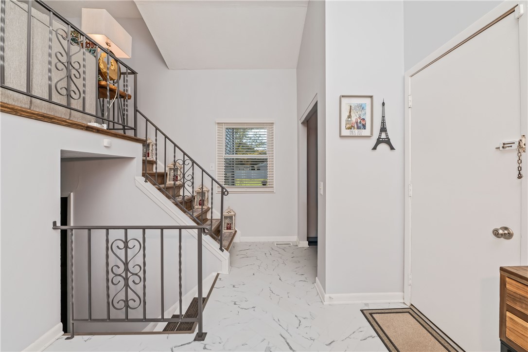 11 Cindy Lane Greece, NY 14626 - Photo 7 of 42