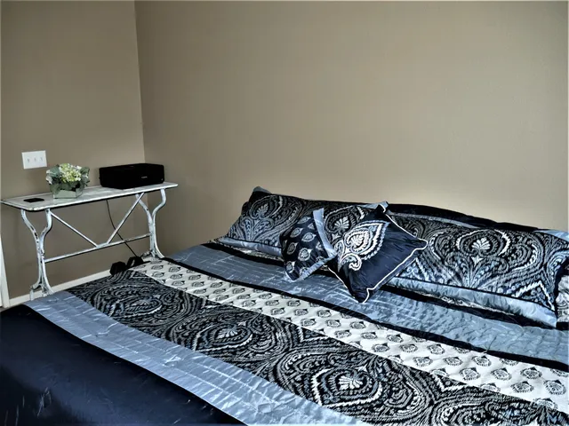 $288,000 | 78431 Magenta Drive, La Quinta, CA 92253