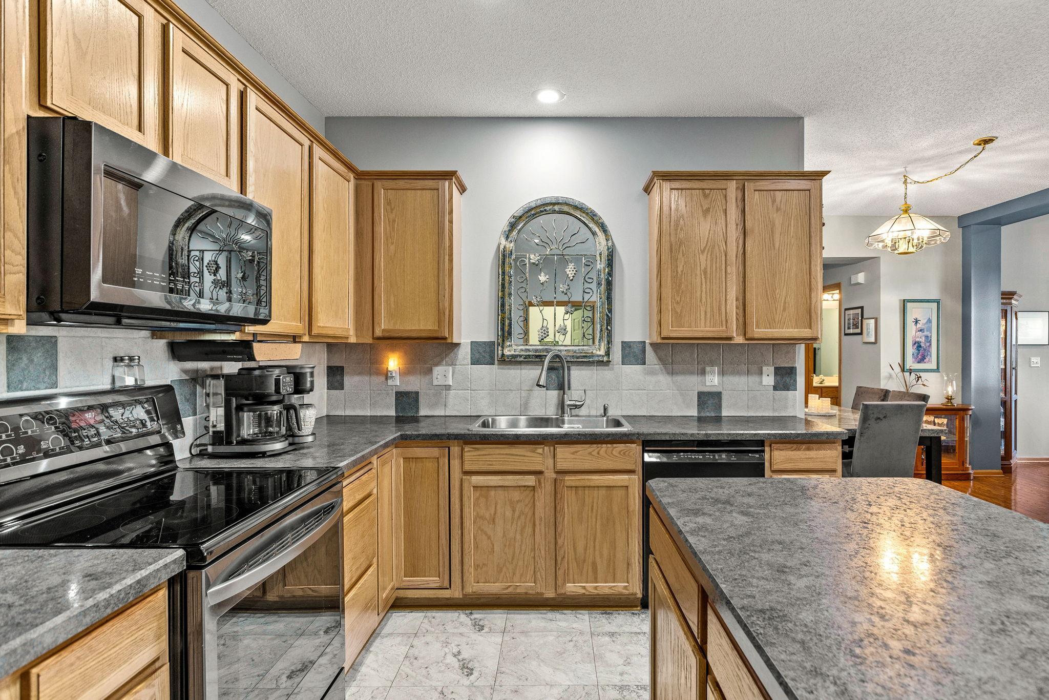 5787 Prairie Ridge Drive, Unit 123 Shoreview, MN 55126 - Photo 13 of 26