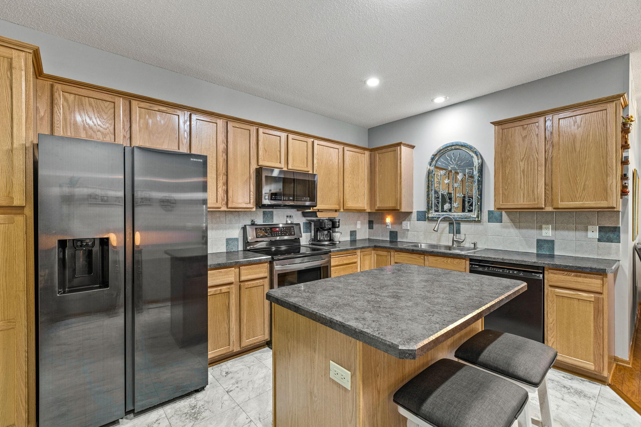 5787 Prairie Ridge Drive, Unit 123 Shoreview, MN 55126 - Photo 4 of 26
