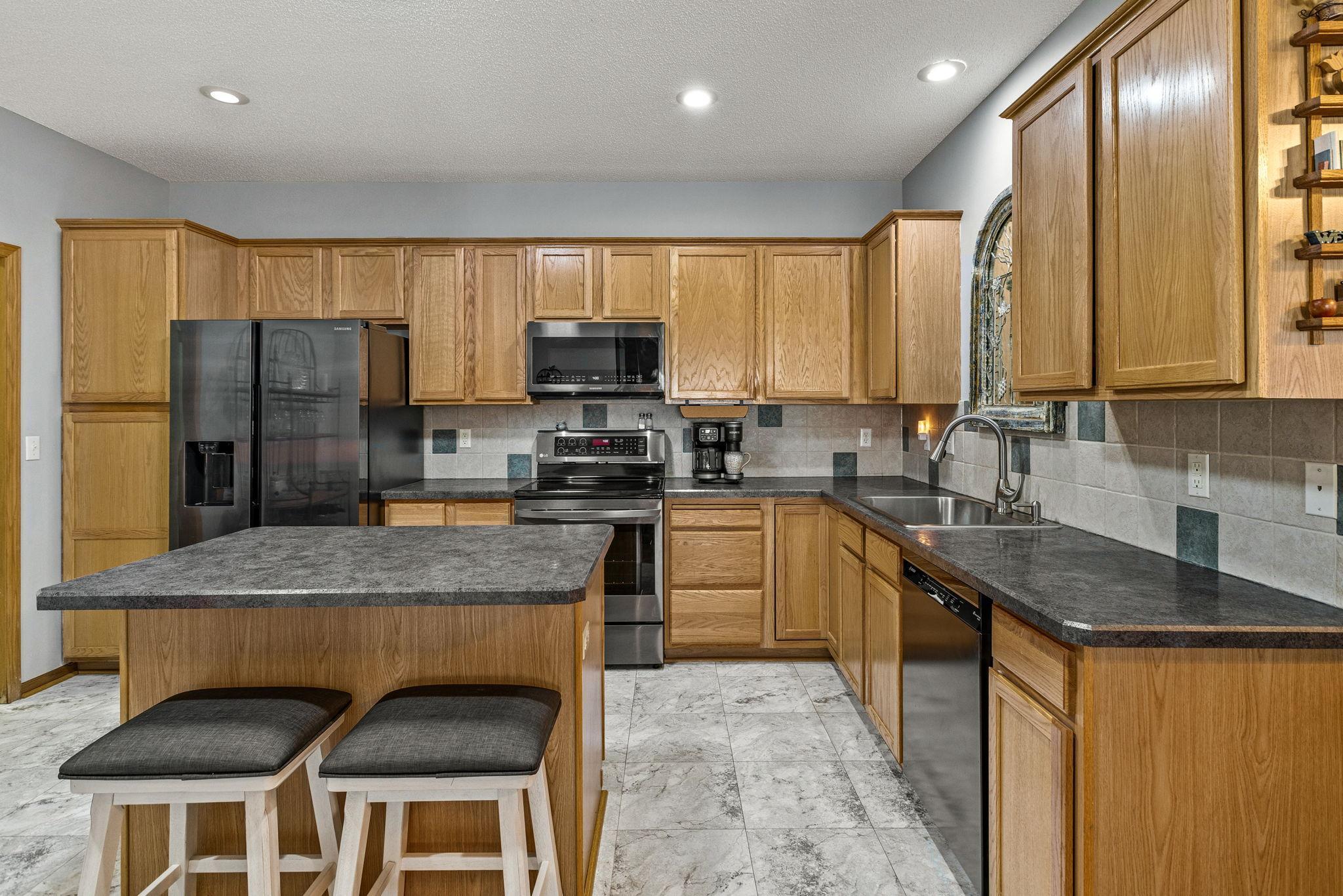 5787 Prairie Ridge Drive, Unit 123 Shoreview, MN 55126 - Photo 7 of 26