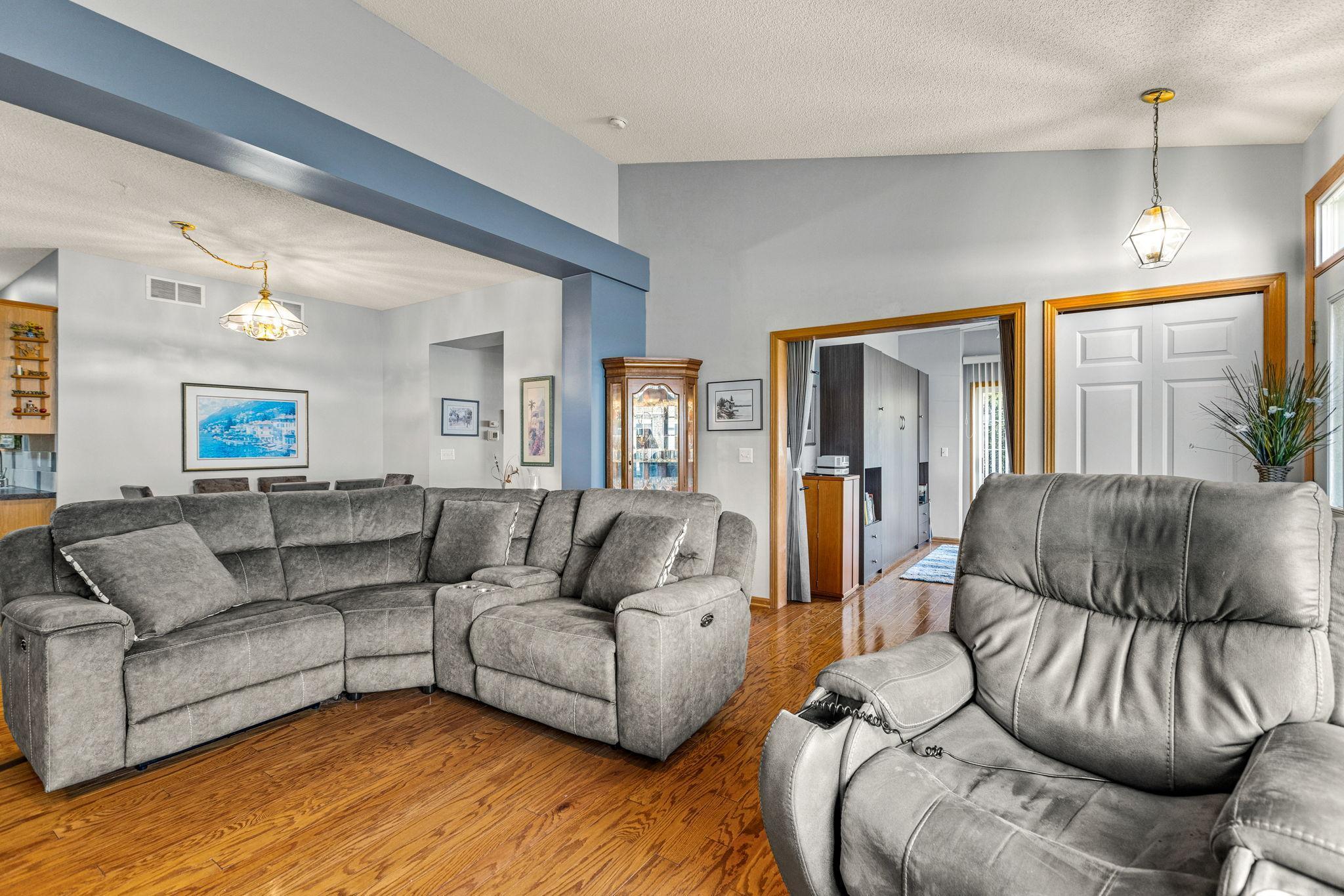 5787 Prairie Ridge Drive, Unit 123 Shoreview, MN 55126 - Photo 10 of 26