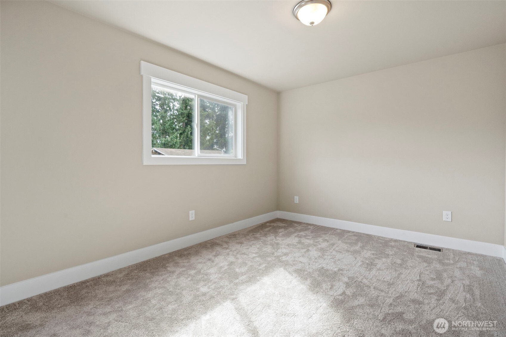 7804 280th Street South Roy, WA 98580 - Photo 12 of 34