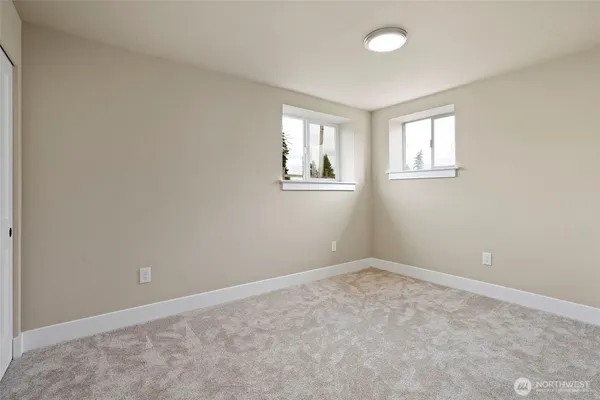 $699,000 | 7804 280th Street South, Roy, WA 98580
