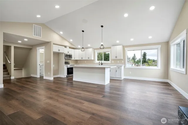 $725,000 | 7804 280th Street South, Roy, WA 98580