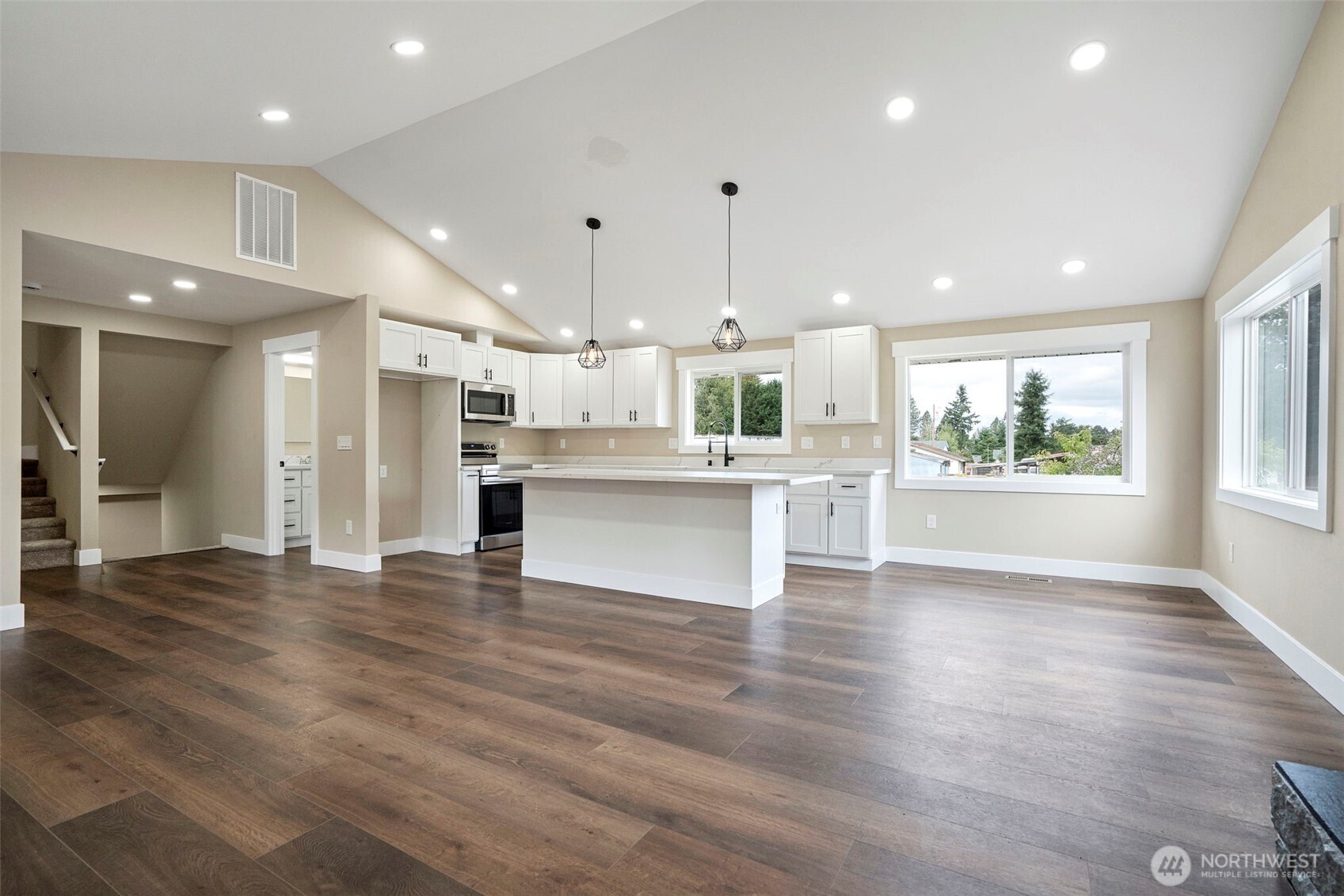 7804 280th Street South Roy, WA 98580 - Photo 7 of 34