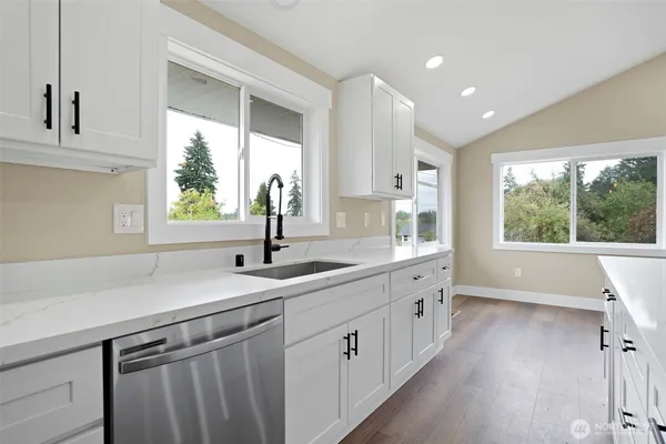 $699,000 | 7804 280th Street South, Roy, WA 98580