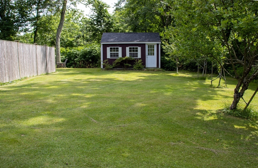 472 Main Road Westport, MA 02790 - Photo 13 of 39 Gallery Image 13