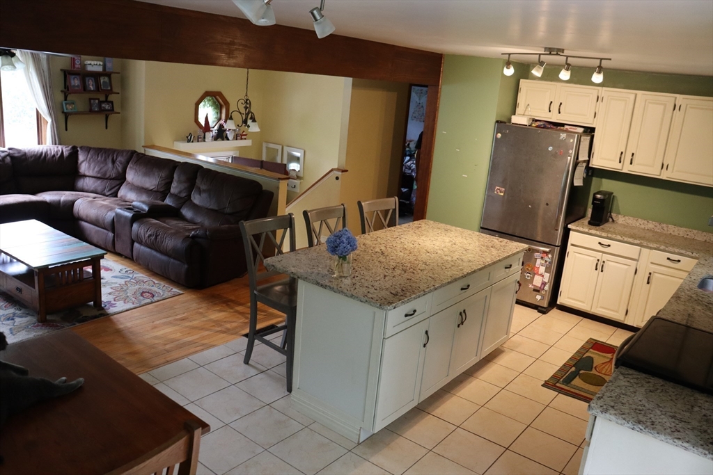 472 Main Road Westport, MA 02790 - Photo 20 of 39 Gallery Image 20