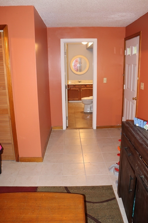 472 Main Road Westport, MA 02790 - Photo 32 of 39 Gallery Image 32
