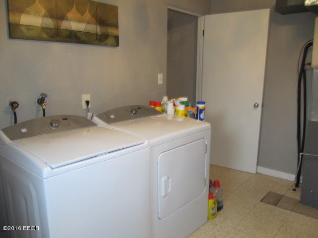 600 Fairfield Road Mount Vernon, IL 62864 - Photo 39 of 40