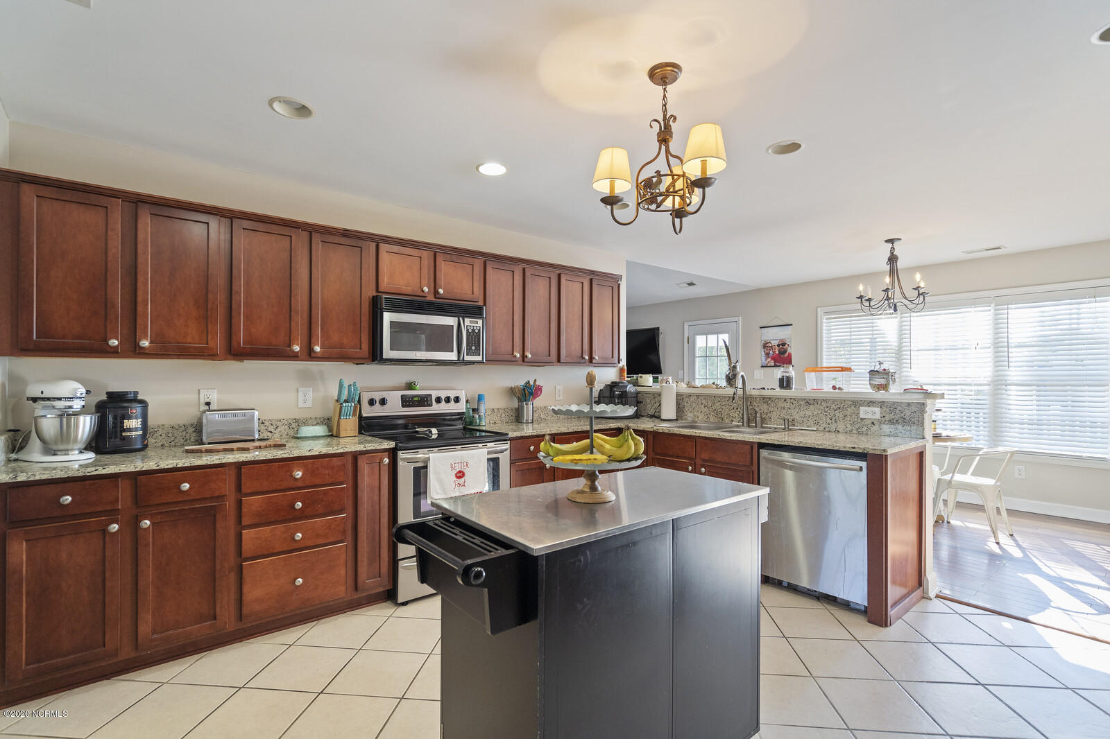 507 Oak Pond Point Hubert, NC 28539 - Photo 2 of 70 507 Oak Pond - (20)