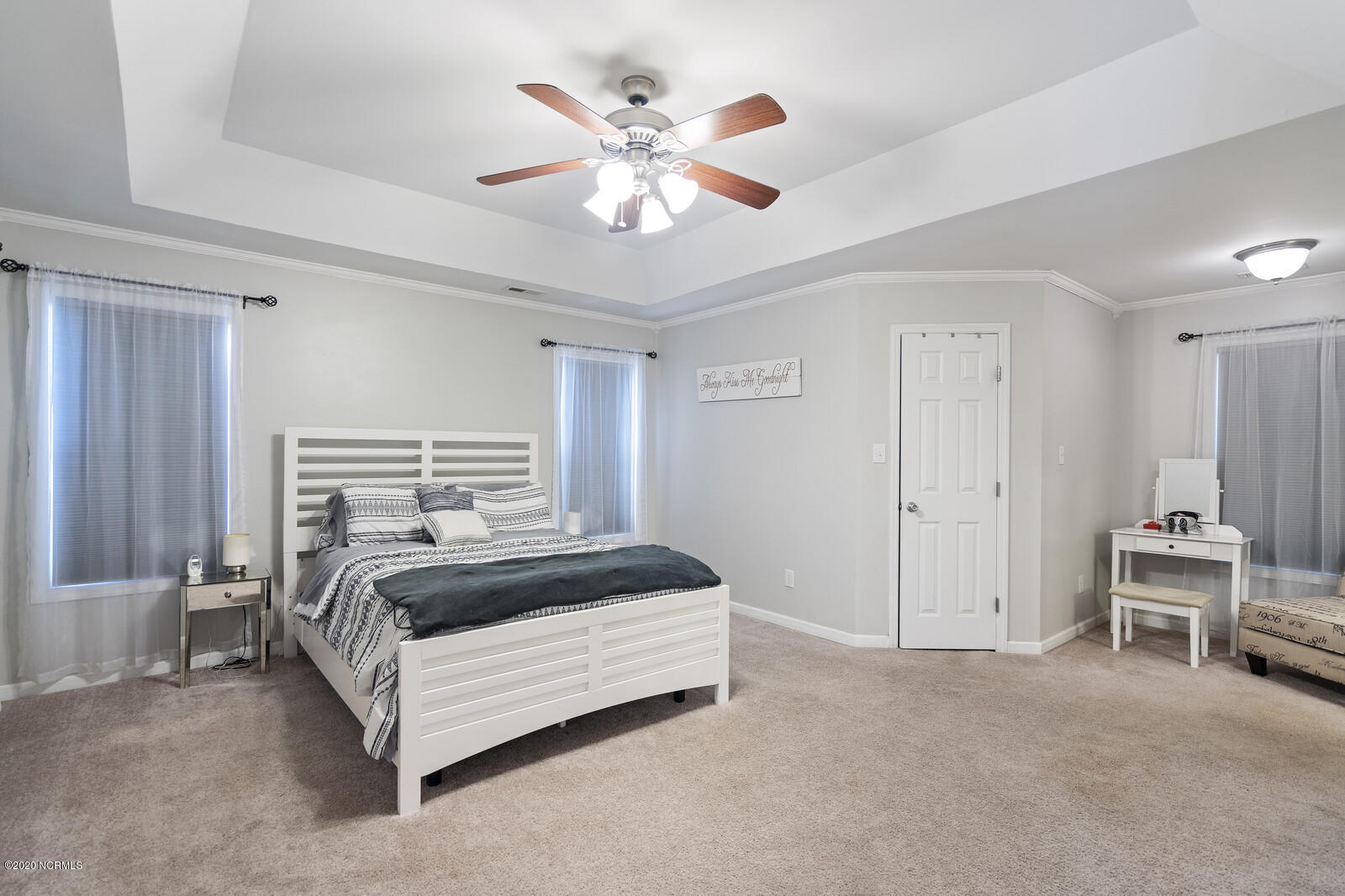 507 Oak Pond Point Hubert, NC 28539 - Photo 5 of 70 507 Oak Pond - (32)