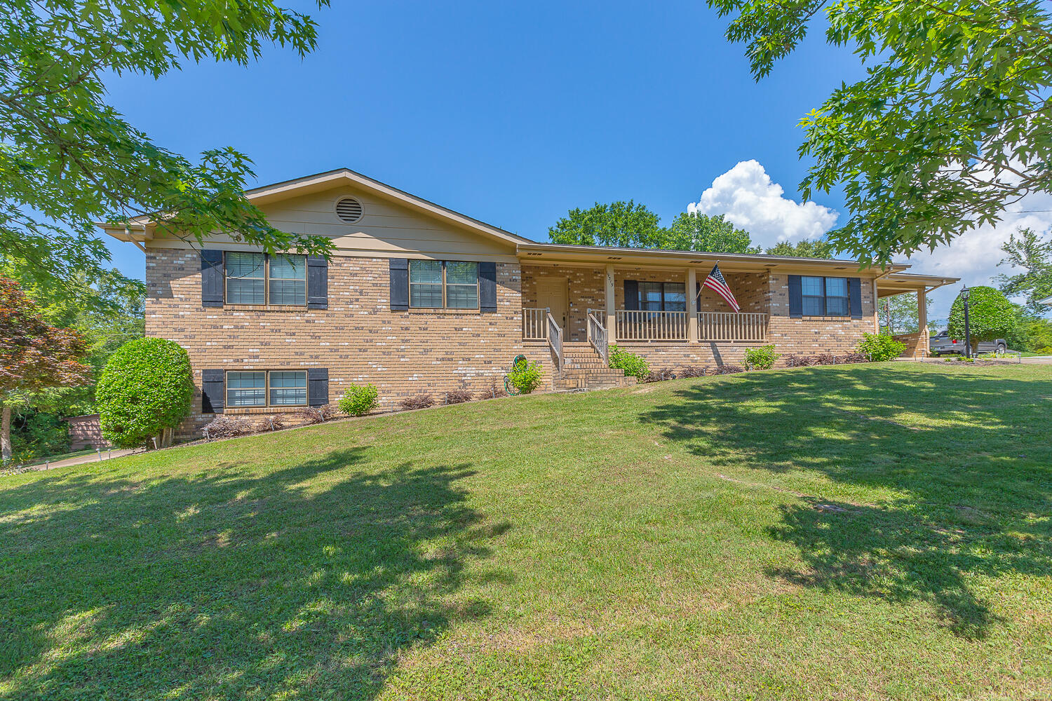 9319 Dividing Ridge Road Soddy Daisy, TN 37379 - Photo 1 of 48 9319 Dividing Ridge Road HD -4