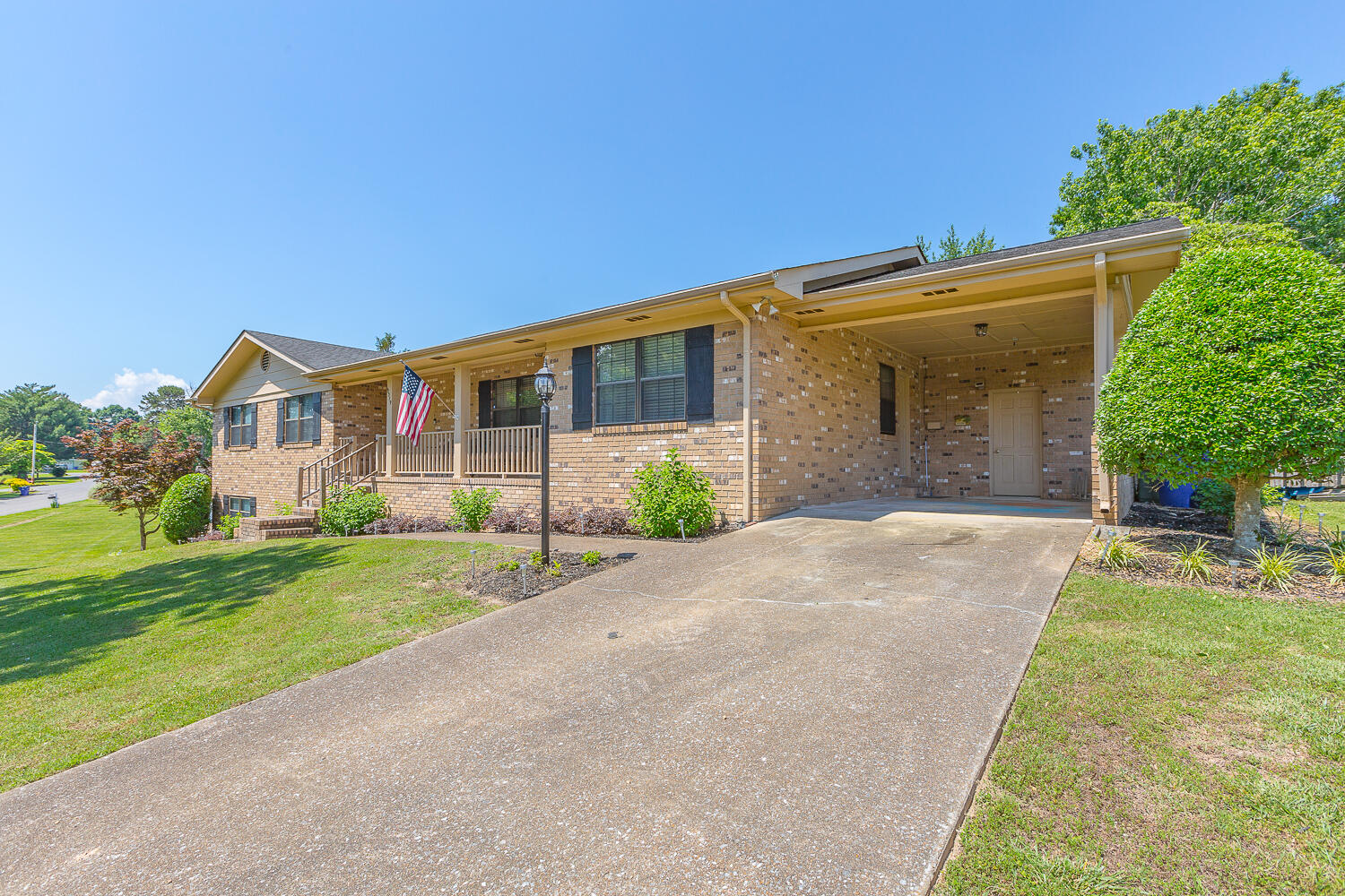 9319 Dividing Ridge Road Soddy Daisy, TN 37379 - Photo 4 of 48 9319 Dividing Ridge Road HD -14