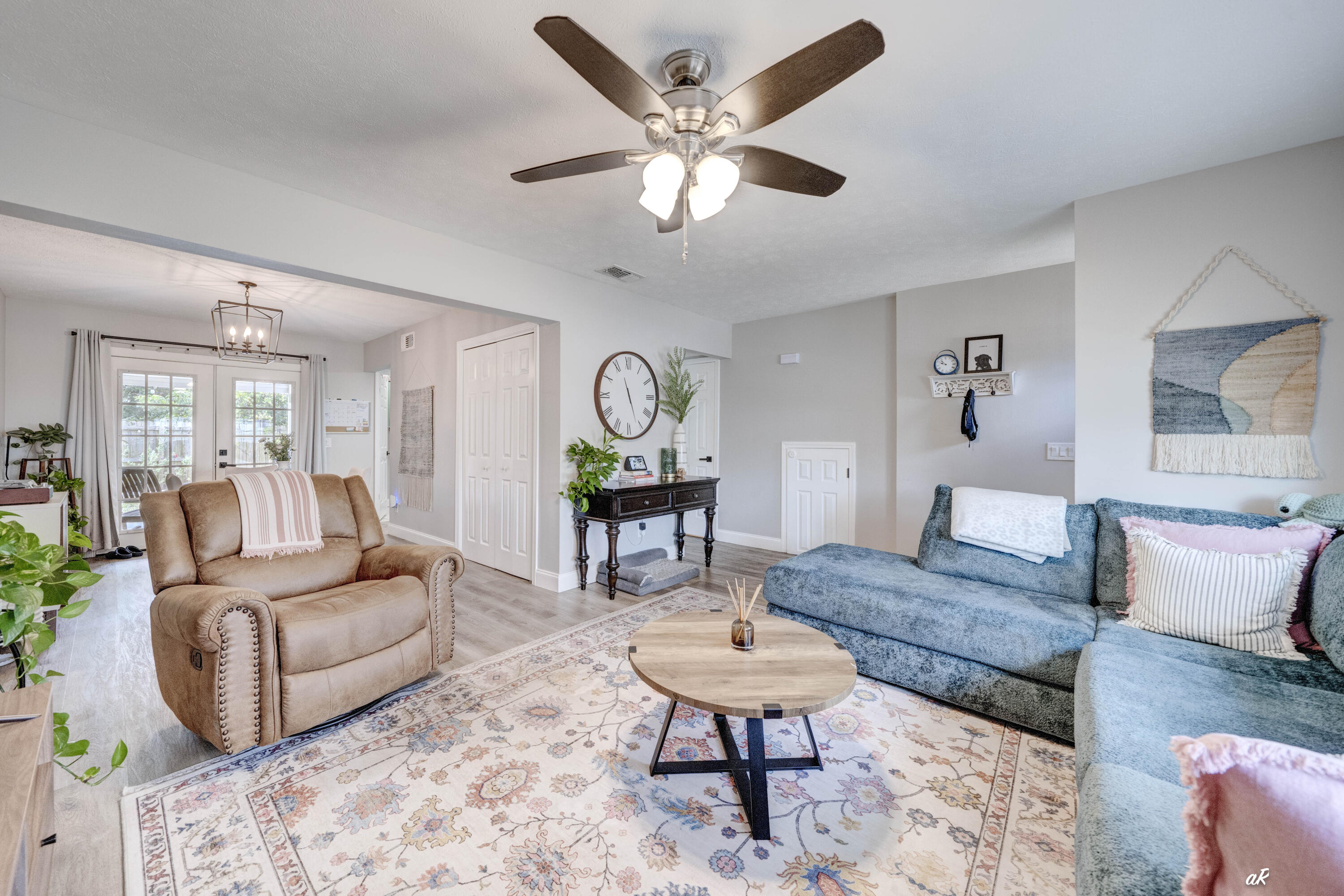 545 Palermo Road Panama City, FL 32405 - Photo 5 of 28 Living-3