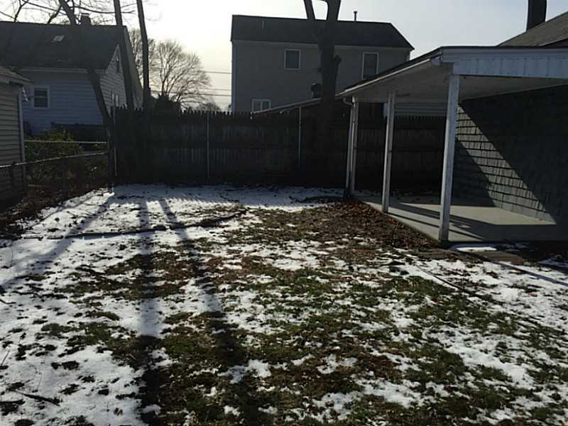 73 Crescent Road Pawtucket, RI 02861 - Photo 4 of 18 Yard/Garden.