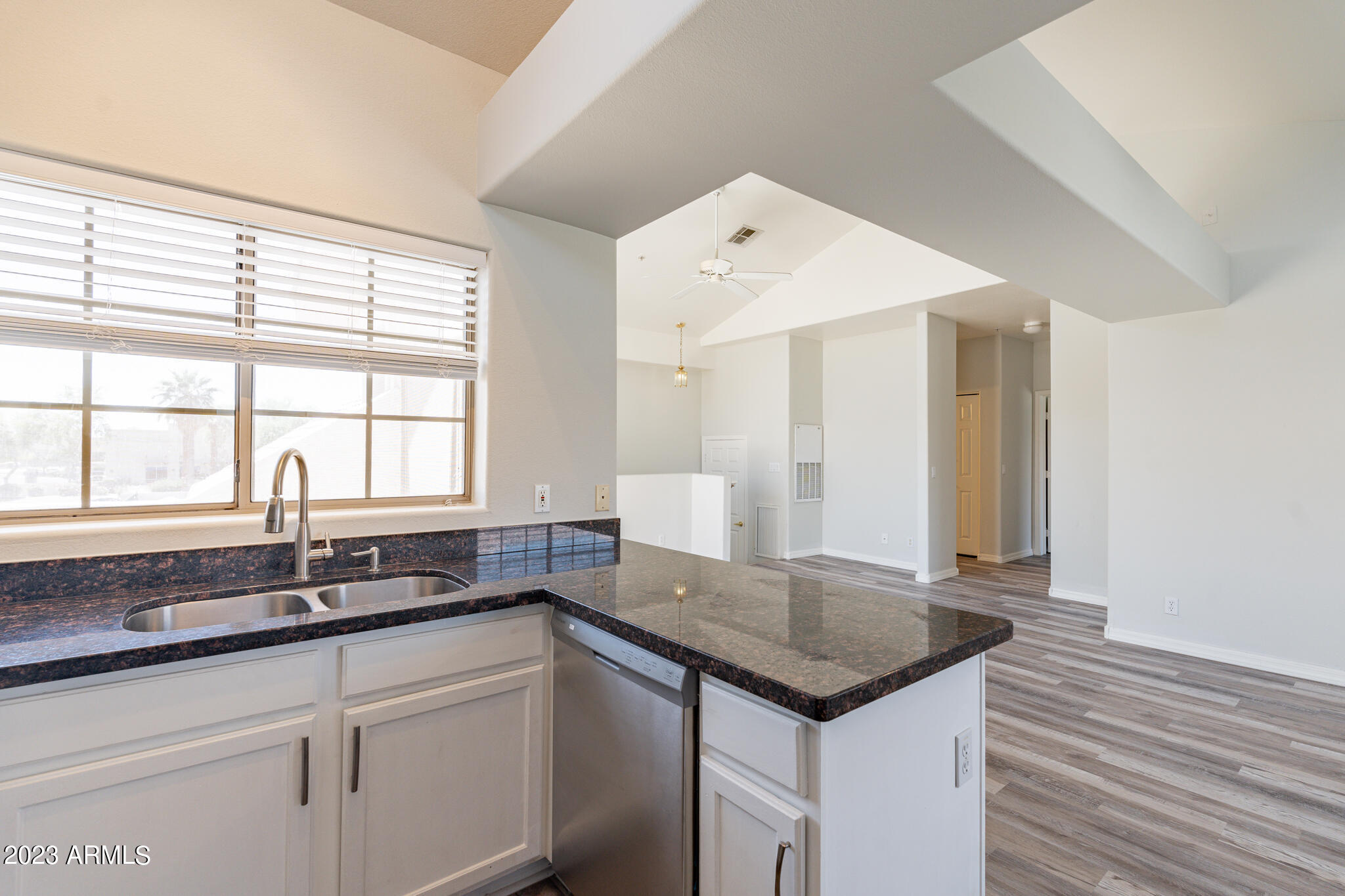 2801 North Litchfield Road, Unit 51 Goodyear, AZ 85395 - Photo 10 of 23 Litchfield-16