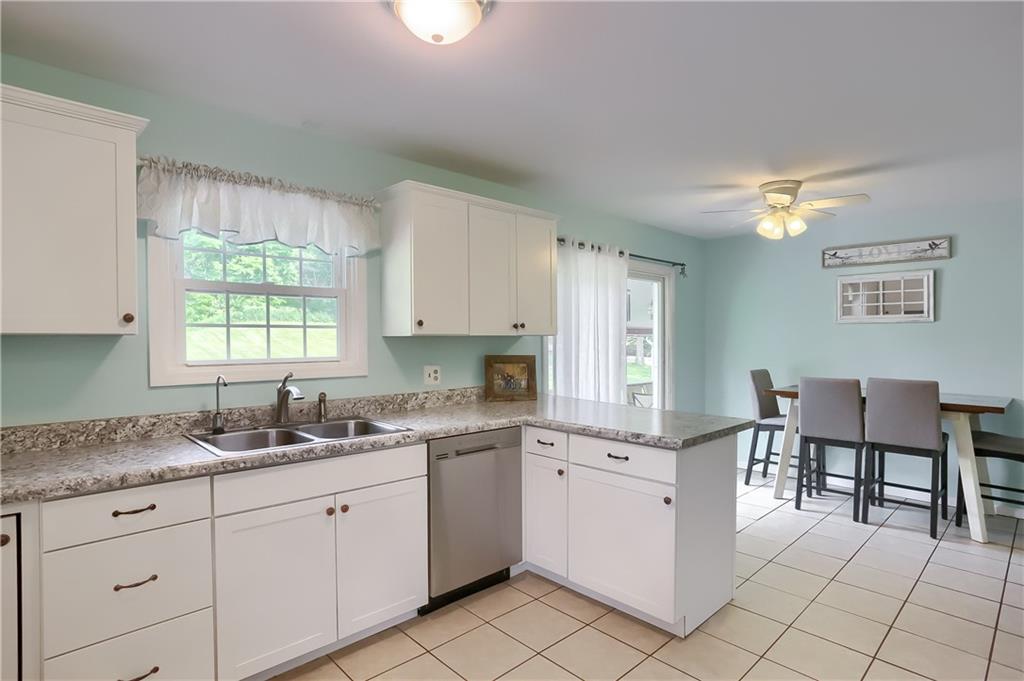 113 Aiken Road New Castle, PA 16101 - Photo 14 of 23