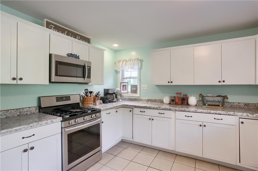 113 Aiken Road New Castle, PA 16101 - Photo 16 of 23