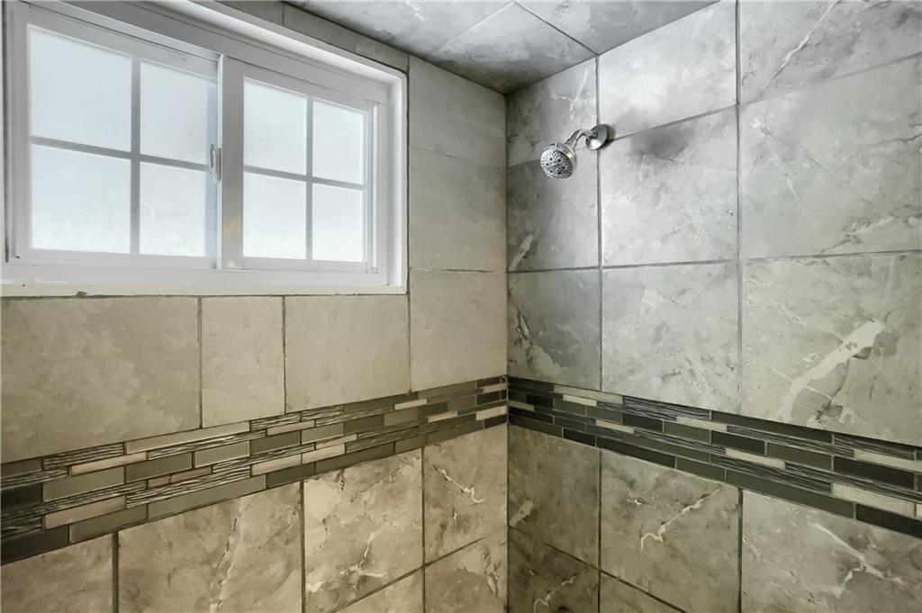 113 Aiken Road New Castle, PA 16101 - Photo 20 of 23
